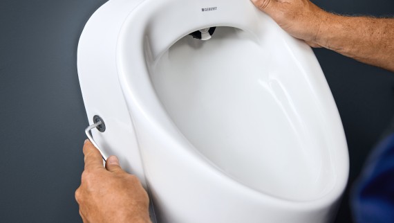 Selnova urinal - simple installation technology