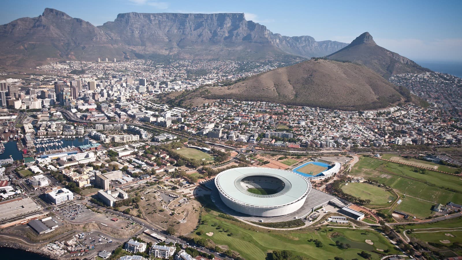Cape Town Stadium, Cape Town, South Africa (© Pixabay) Cape Town Stadium, Cape Town, South Africa (© Pixabay)